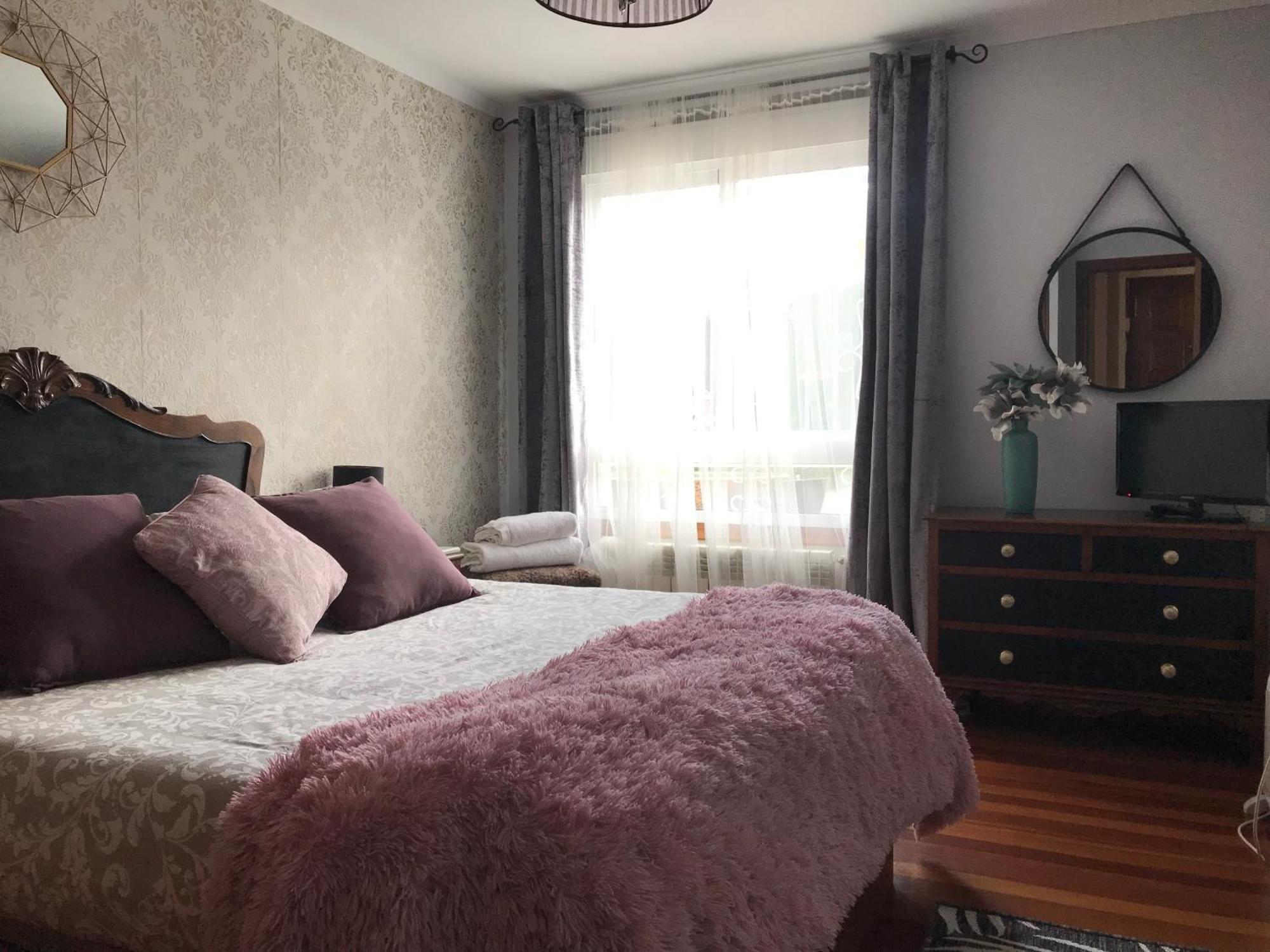 Apartamento Con Amplia Terraza Cerca Del Hospital Clinico Сантяго де Компостела Екстериор снимка